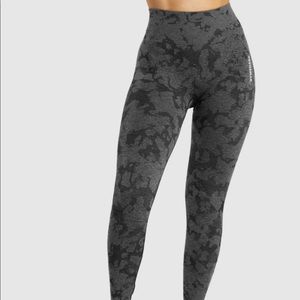 Gymshark Adapt Camo Seamless Leggings size S